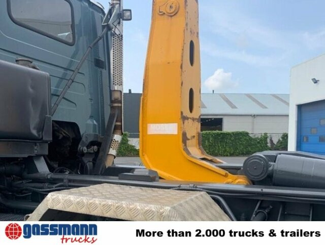 Camión multibasculante Scania R420 CB 8x4 MNZ, Retarder, Euro4: foto 13