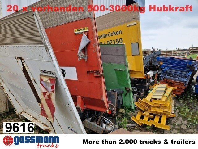 Diverse Ladebordwände 1-2to, demontiert, - Trampilla elevadora: foto 1 Diverse Ladebordwände 1-2to, demontiert, - Trampilla elevadora: foto 1