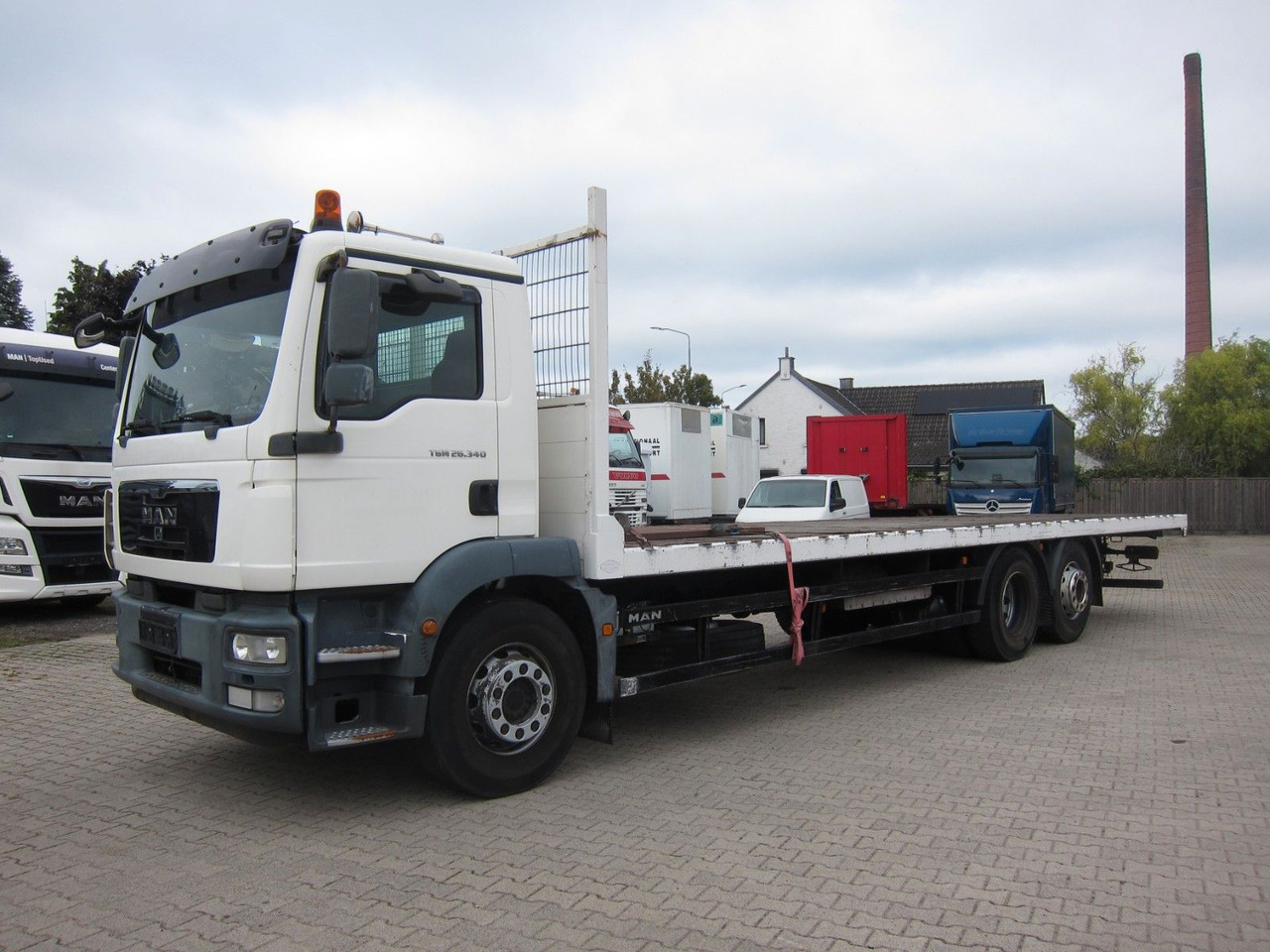 MAN TGM 26 340 6X2*4 BL Plateau Manual - Camión caja abierta: foto 2 MAN TGM 26 340 6X2*4 BL Plateau Manual - Camión caja abierta: foto 2
