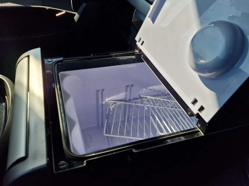 Cabeza tractora DAF XF 440 SpaceCab 4x2 - Full spoiler - Alloy wheels - Air horn - Light bar: foto 19 Cabeza tractora DAF XF 440 SpaceCab 4x2 - Full spoiler - Alloy wheels - Air horn - Light bar: foto 19