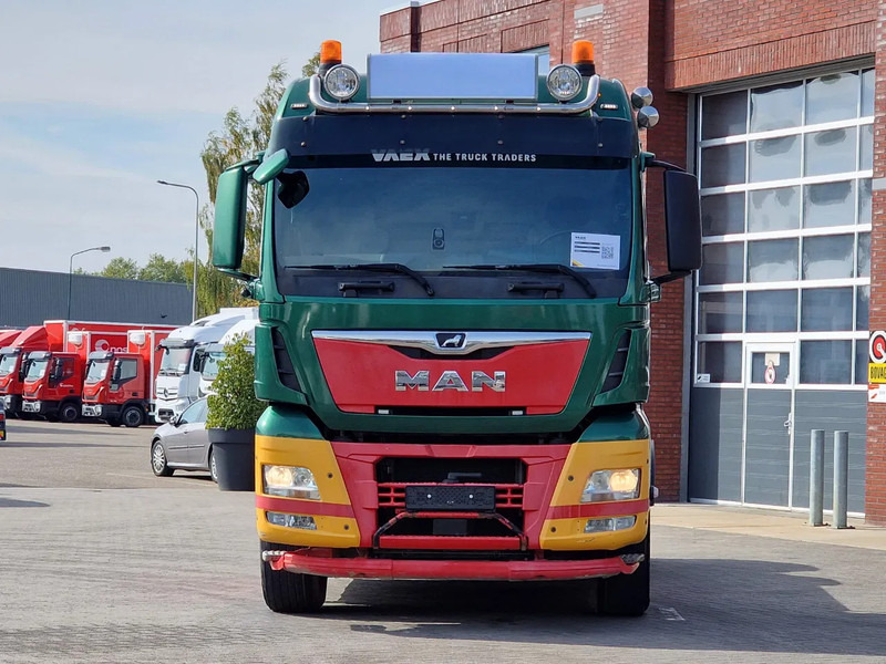 MAN TGX 26.500 6x4 XLX - PTO/Hydraulic - 3.30 - AS Tronic - Euro 6 - Cabeza tractora: foto 2 MAN TGX 26.500 6x4 XLX - PTO/Hydraulic - 3.30 - AS Tronic - Euro 6 - Cabeza tractora: foto 2