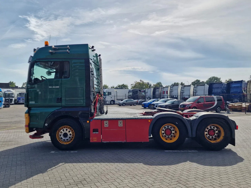 MAN TGX 26.500 6x4 XLX - PTO/Hydraulic - 3.30 - AS Tronic - Euro 6 - Cabeza tractora: foto 4 MAN TGX 26.500 6x4 XLX - PTO/Hydraulic - 3.30 - AS Tronic - Euro 6 - Cabeza tractora: foto 4