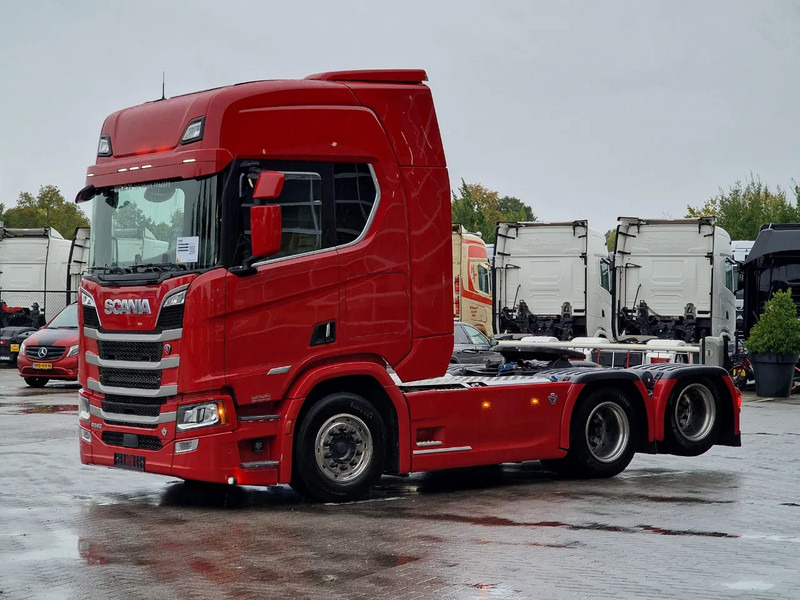 Scania R580 V8 NGS Highline 6x2 - Retarder - Leather - Full air - 3.15 WB - Navi - Led - No EGR - Cabeza tractora: foto 3 Scania R580 V8 NGS Highline 6x2 - Retarder - Leather - Full air - 3.15 WB - Navi - Led - No EGR - Cabeza tractora: foto 3