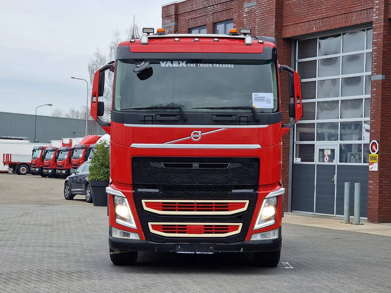 Volvo FH 13.500 6x2 - PTO/Hydraulic - I Save - 3.00 WB - Full air - Cabeza tractora: foto 2 Volvo FH 13.500 6x2 - PTO/Hydraulic - I Save - 3.00 WB - Full air - Cabeza tractora: foto 2