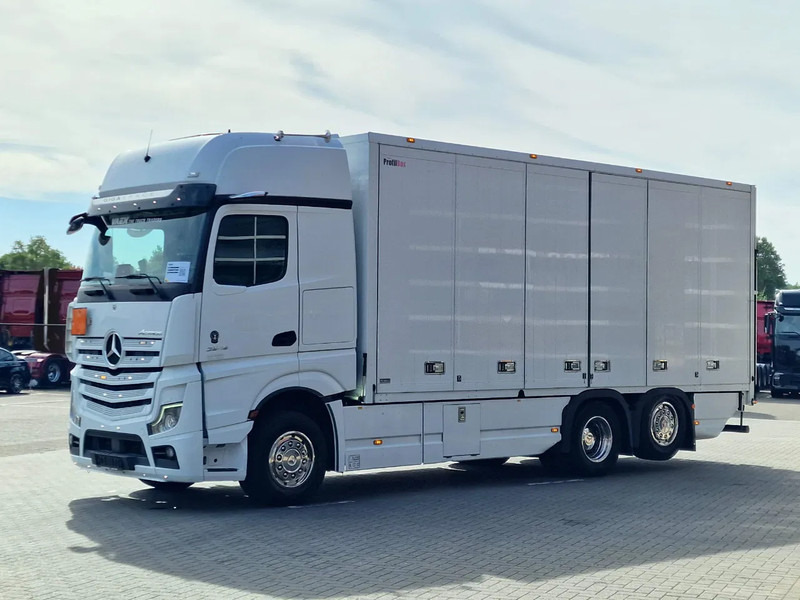 Mercedes-Benz Actros 2545 6x2*4 - Box with sidedoors - Loadlift - Steering axle - Full air - Camera - Camión caja cerrada: foto 3 Mercedes-Benz Actros 2545 6x2*4 - Box with sidedoors - Loadlift - Steering axle - Full air - Camera - Camión caja cerrada: foto 3
