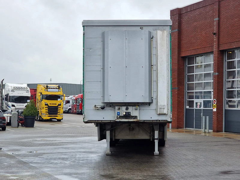 Pezzaioli 4 deck - Water & Ventilation - Lifting floors - Lifting roof - Semirremolque transporte de ganado: foto 3 Pezzaioli 4 deck - Water & Ventilation - Lifting floors - Lifting roof - Semirremolque transporte de ganado: foto 3