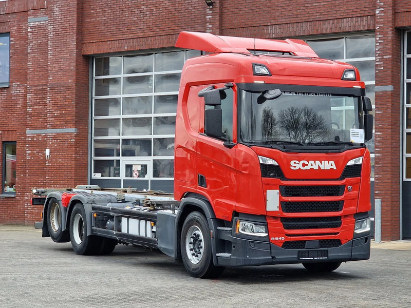 Scania R540 NGS 6x2 - BDF - Retarder - Full air - Navi - Led - Fridge - 4.95 WB - Camión portacontenedore/ Intercambiable: foto 1 Scania R540 NGS 6x2 - BDF - Retarder - Full air - Navi - Led - Fridge - 4.95 WB - Camión portacontenedore/ Intercambiable: foto 1