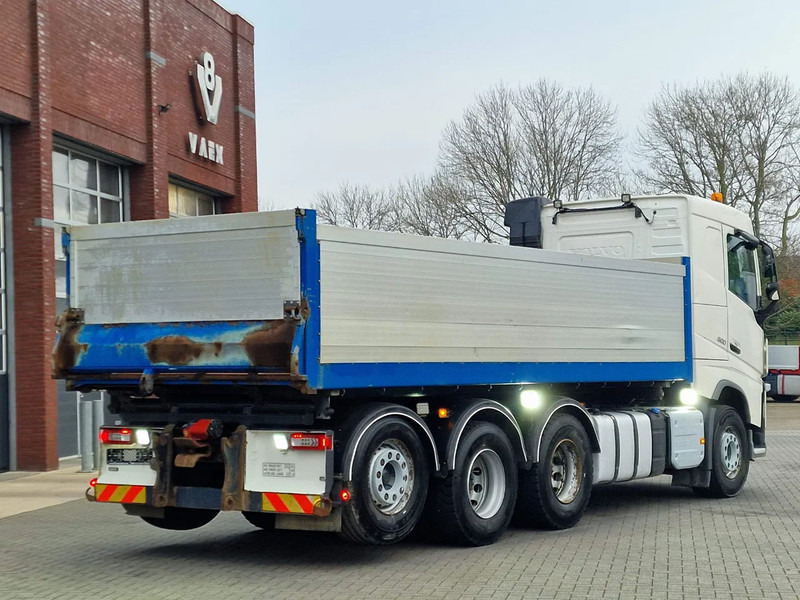 Leasing de Volvo FH 13.500 8x4*4 - Kipper 2 seiten kipper - Full air - Steering axle - Euro 6 - I shift Volvo FH 13.500 8x4*4 - Kipper 2 seiten kipper - Full air - Steering axle - Euro 6 - I shift: foto 9 Leasing de Volvo FH 13.500 8x4*4 - Kipper 2 seiten kipper - Full air - Steering axle - Euro 6 - I shift Volvo FH 13.500 8x4*4 - Kipper 2 seiten kipper - Full air - Steering axle - Euro 6 - I shift: foto 9