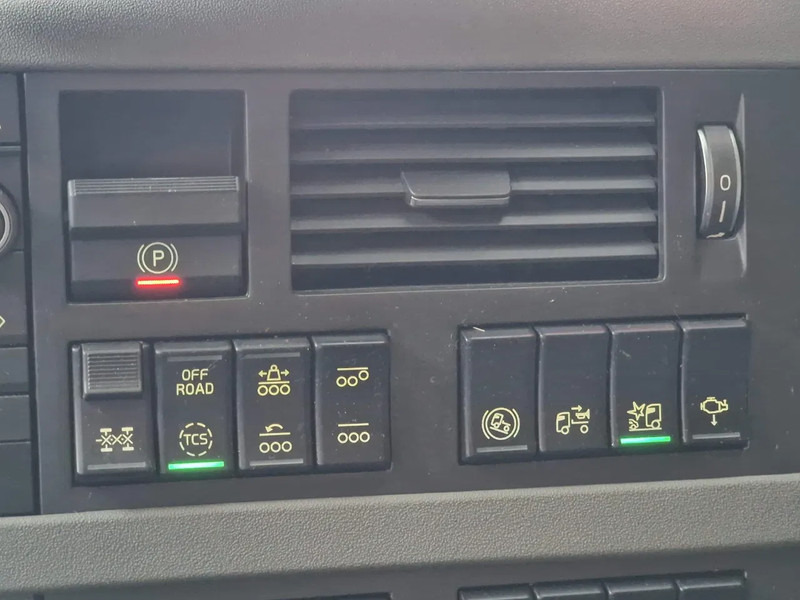 Leasing de Volvo FH 13.500 8x4*4 - Kipper 2 seiten kipper - Full air - Steering axle - Euro 6 - I shift Volvo FH 13.500 8x4*4 - Kipper 2 seiten kipper - Full air - Steering axle - Euro 6 - I shift: foto 19 Leasing de Volvo FH 13.500 8x4*4 - Kipper 2 seiten kipper - Full air - Steering axle - Euro 6 - I shift Volvo FH 13.500 8x4*4 - Kipper 2 seiten kipper - Full air - Steering axle - Euro 6 - I shift: foto 19