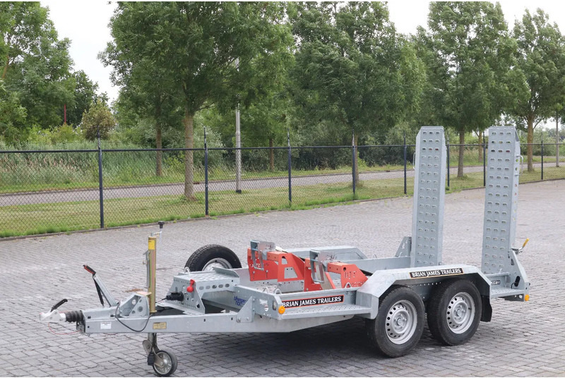 Brian James DIGGER PLANT 2700 KG | TANDEM AXLE | MACHINE TRANSPORT - Remolque plataforma/ Caja abierta: foto 2 Brian James DIGGER PLANT 2700 KG | TANDEM AXLE | MACHINE TRANSPORT - Remolque plataforma/ Caja abierta: foto 2