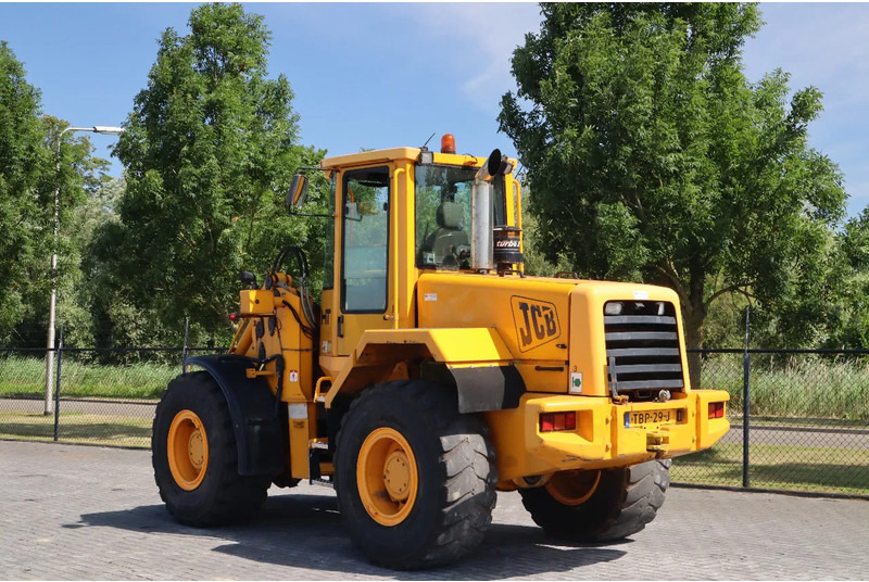 JCB 426 B | 35 KM/H | ONLY 9800 HOURS | FIRST OWNER | DUTCH MACHINE - Cargadora de ruedas: foto 3 JCB 426 B | 35 KM/H | ONLY 9800 HOURS | FIRST OWNER | DUTCH MACHINE - Cargadora de ruedas: foto 3