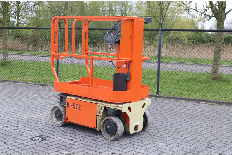 JLG 1230 ES | 5.6 METER | 230 KG - Plataforma elevadora: foto 3 JLG 1230 ES | 5.6 METER | 230 KG - Plataforma elevadora: foto 3
