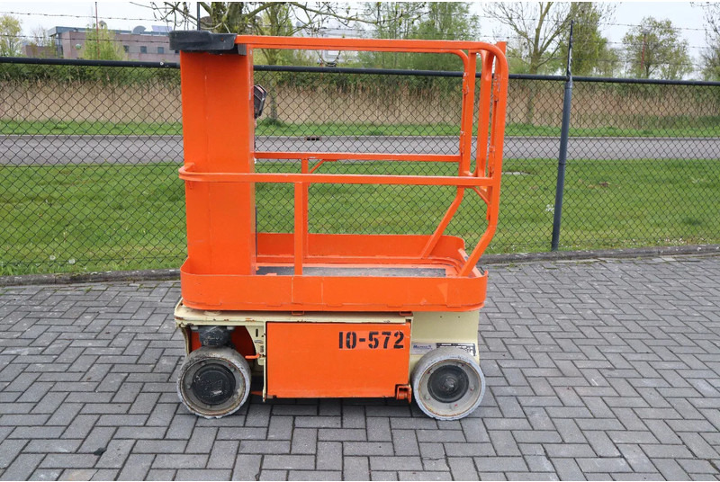 JLG 1230 ES | 5.6 METER | 230 KG - Plataforma elevadora: foto 4 JLG 1230 ES | 5.6 METER | 230 KG - Plataforma elevadora: foto 4