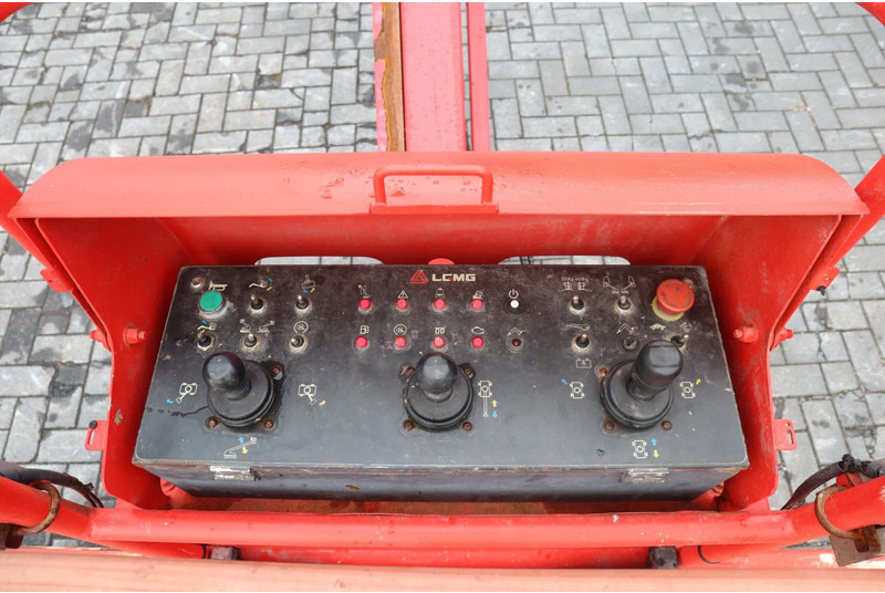 Plataforma telescopica LGMG T22J | 24 METER | 300 KG | LOW HOURS!: foto 14 Plataforma telescopica LGMG T22J | 24 METER | 300 KG | LOW HOURS!: foto 14