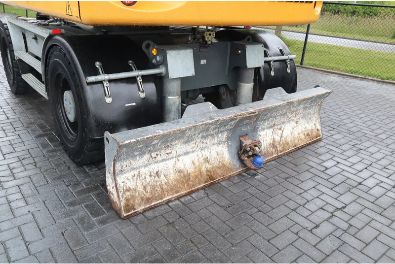 Leasing de Liebherr A916 LITRONIC | ROTOTILT | BUCKET | DOZERBLADE Liebherr A916 LITRONIC | ROTOTILT | BUCKET | DOZERBLADE: foto 10