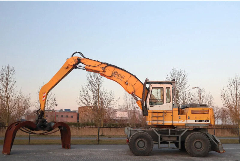 Liebherr A944 B HD | LOG GRAPPLE | HOLZGREIFER | TIMBER - Manipulador de materiales: foto 1 Liebherr A944 B HD | LOG GRAPPLE | HOLZGREIFER | TIMBER - Manipulador de materiales: foto 1