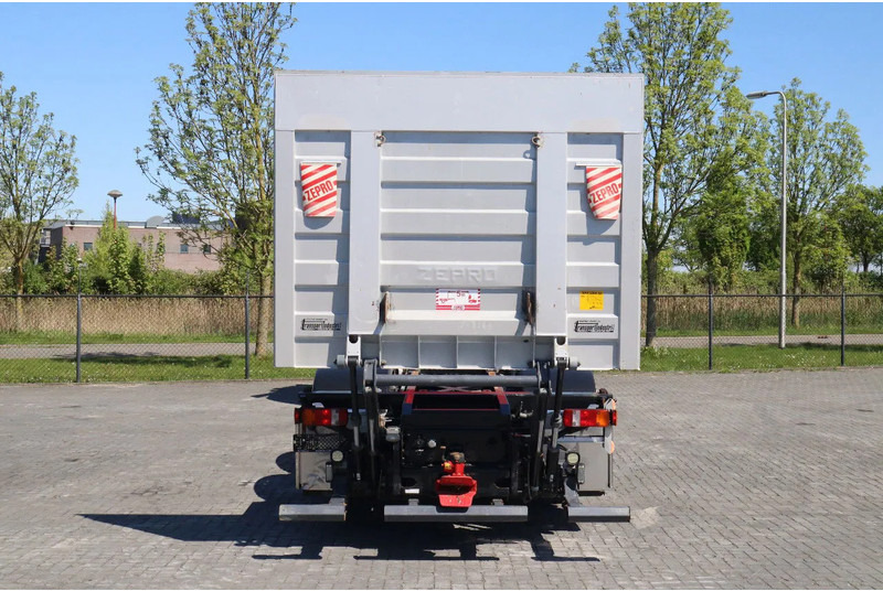 MAN TGS 26.360 | 6X2 | BDF | ONLY 80.000 KM! | EURO 5 - Camión chasis: foto 5 MAN TGS 26.360 | 6X2 | BDF | ONLY 80.000 KM! | EURO 5 - Camión chasis: foto 5