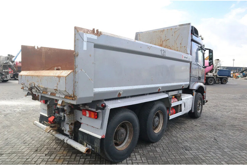 Mercedes-Benz Arocs 2658 2858 | 6X4 | ENGINE PROBLEM EURO 6 | RETARDER - Camión volquete: foto 5 Mercedes-Benz Arocs 2658 2858 | 6X4 | ENGINE PROBLEM EURO 6 | RETARDER - Camión volquete: foto 5