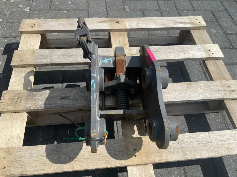 SMP S60 | HALF-AUTO QUICK COUPLER | SNELWISSEL | VOLVO EC18 - Cizalla de demolición para Maquinaria de construcción: foto 4 SMP S60 | HALF-AUTO QUICK COUPLER | SNELWISSEL | VOLVO EC18 - Cizalla de demolición para Maquinaria de construcción: foto 4