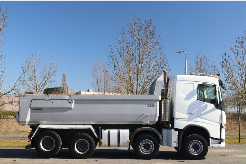 Volvo FH 540 8X4 TANDEMLIFT | BIG AXLES | RETARDER | VDS - Camión volquete: foto 4 Volvo FH 540 8X4 TANDEMLIFT | BIG AXLES | RETARDER | VDS - Camión volquete: foto 4