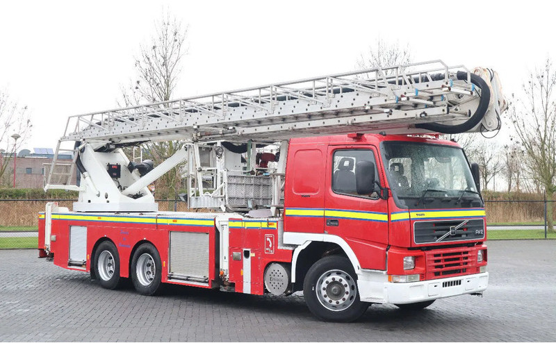 Volvo FM 12.340 6X4 | SNORKEL MAGIRUS ALP 340 | 34 METER - Camión de bomberos: foto 3 Volvo FM 12.340 6X4 | SNORKEL MAGIRUS ALP 340 | 34 METER - Camión de bomberos: foto 3