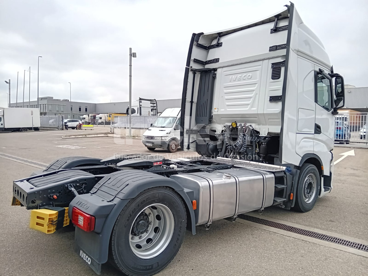 IVECO S-WAY AS440S51T/P - Cabeza tractora: foto 4 IVECO S-WAY AS440S51T/P - Cabeza tractora: foto 4
