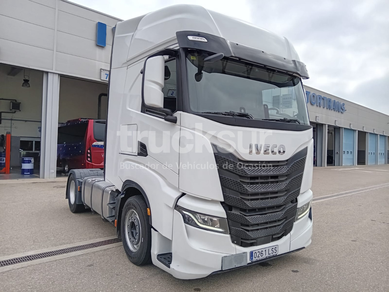 IVECO S-WAY AS440S51T/P - Cabeza tractora: foto 1 IVECO S-WAY AS440S51T/P - Cabeza tractora: foto 1