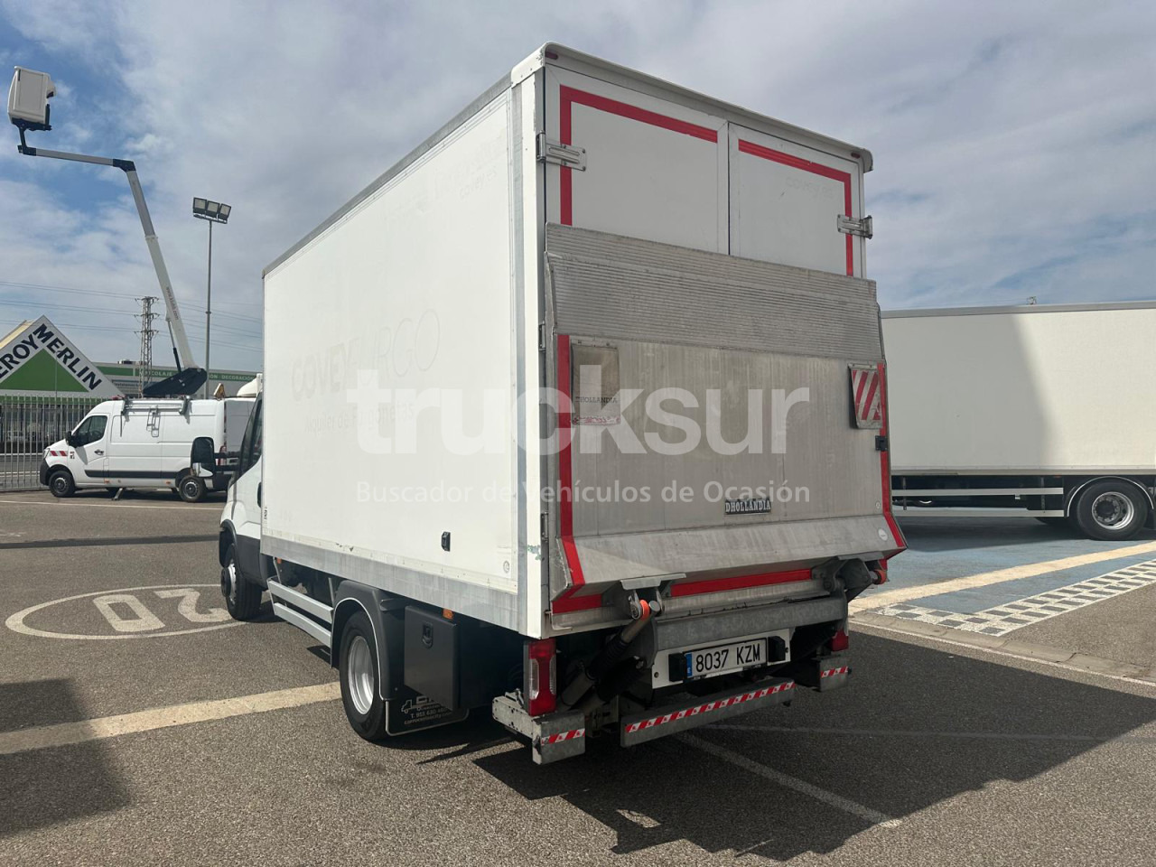 IVECO 72C15 GV P/E - Camión caja cerrada: foto 4 IVECO 72C15 GV P/E - Camión caja cerrada: foto 4