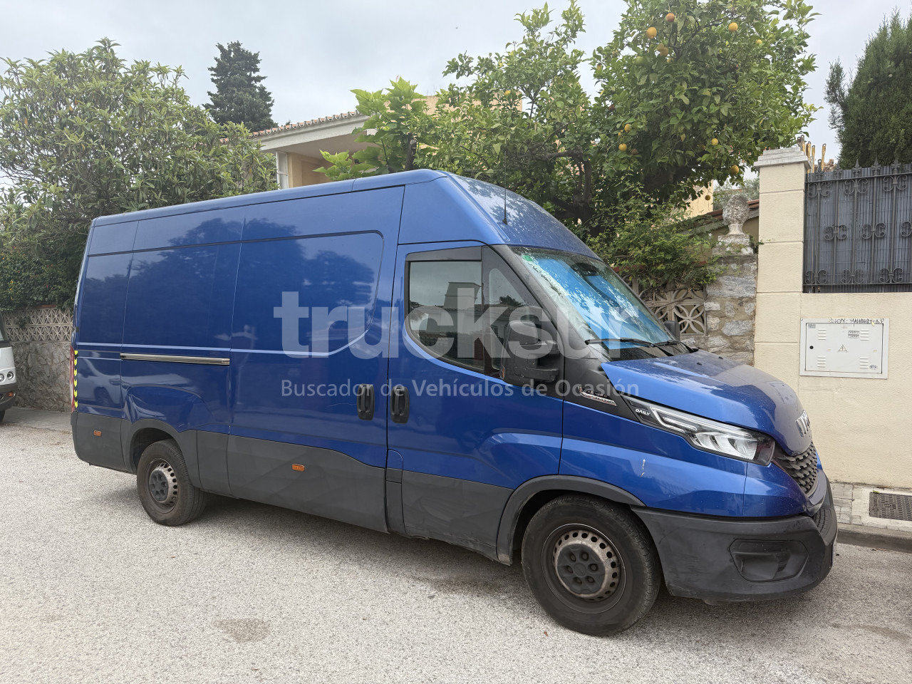 IVECO DAILY 35S16 - Furgoneta caja cerrada: foto 1 IVECO DAILY 35S16 - Furgoneta caja cerrada: foto 1