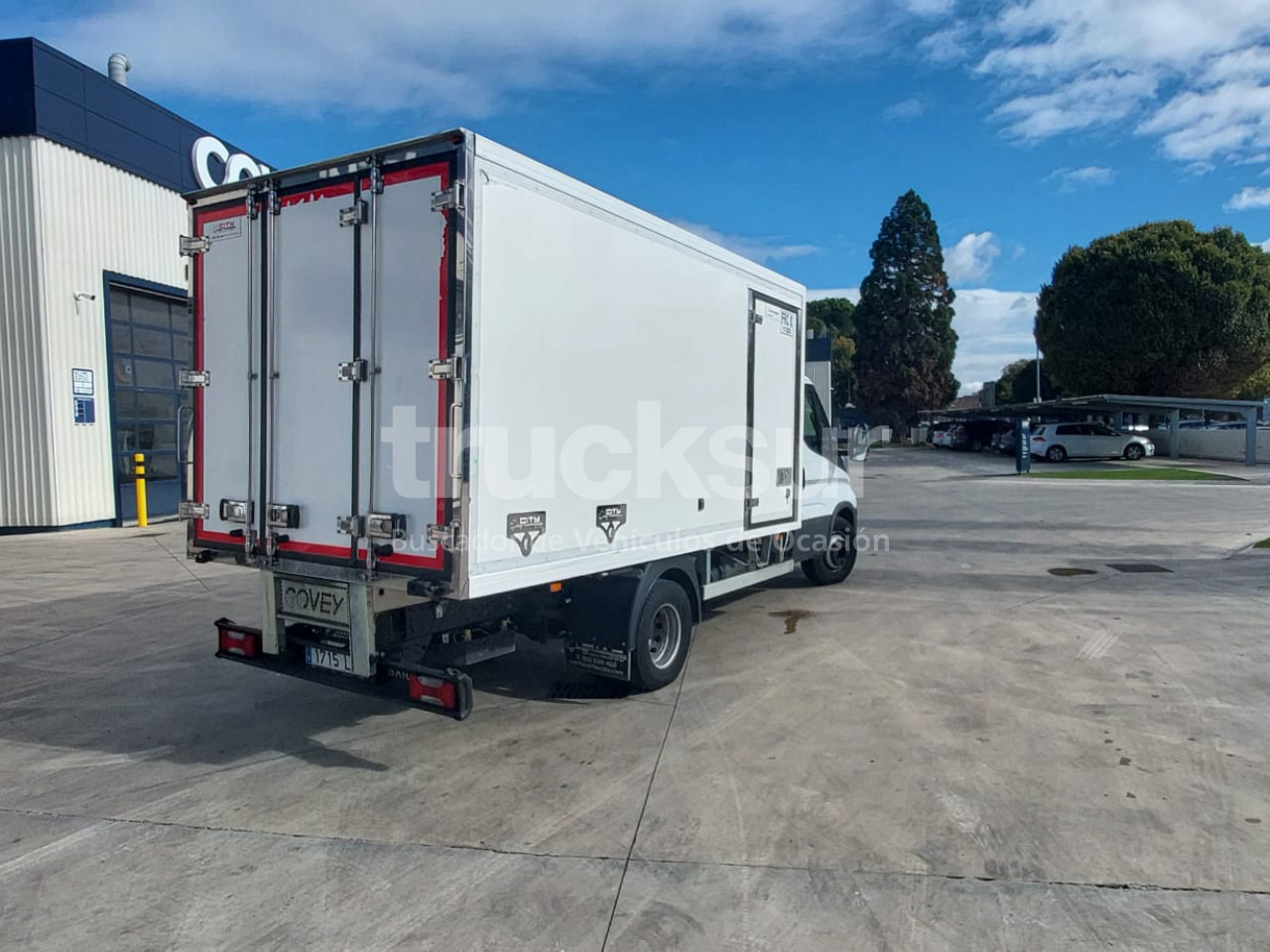 IVECO DAILY 70C14 FRC-X - Camión caja cerrada: foto 4 IVECO DAILY 70C14 FRC-X - Camión caja cerrada: foto 4