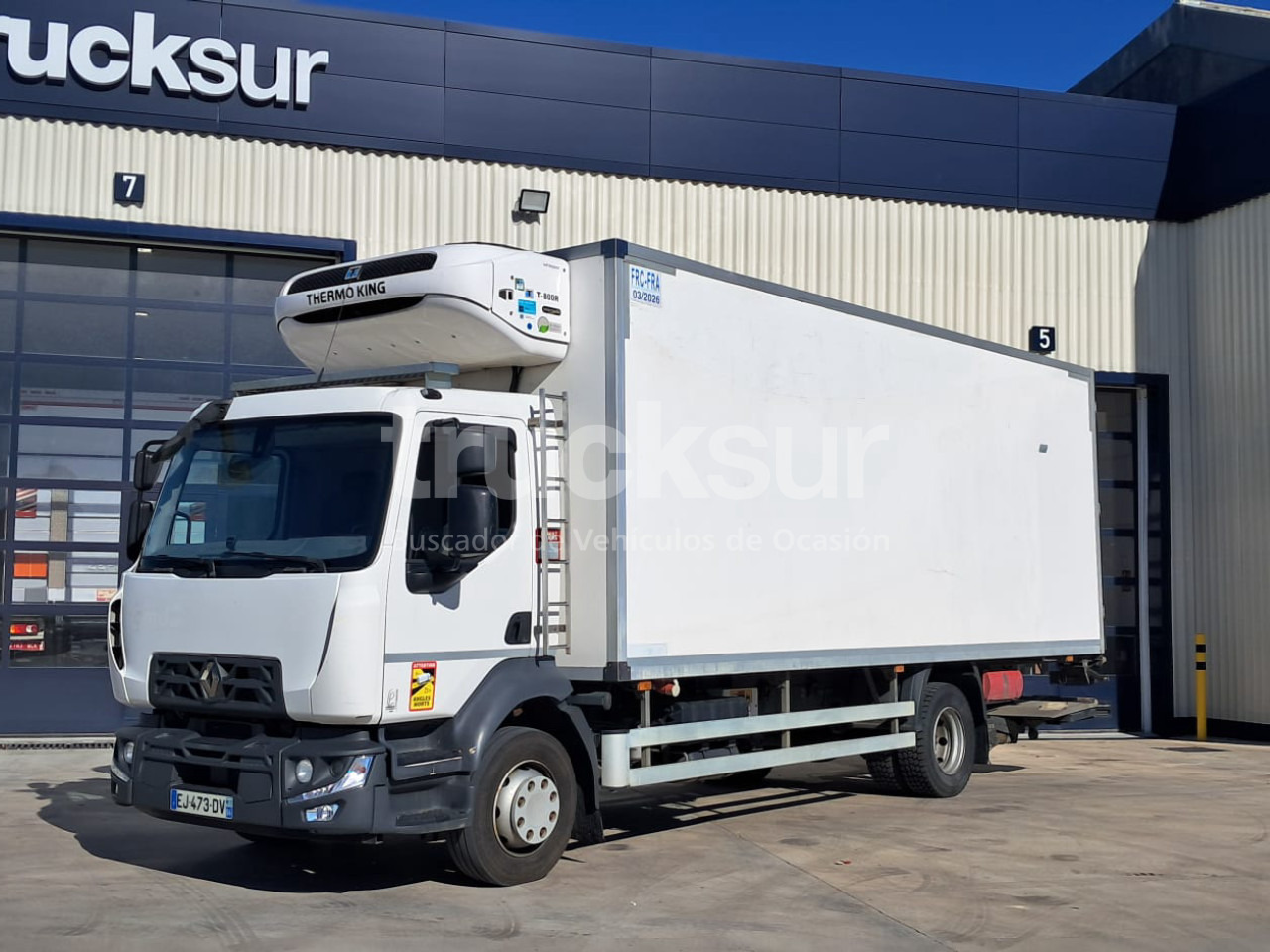 RENAULT D13.240 - Camión frigorífico: foto 2 RENAULT D13.240 - Camión frigorífico: foto 2