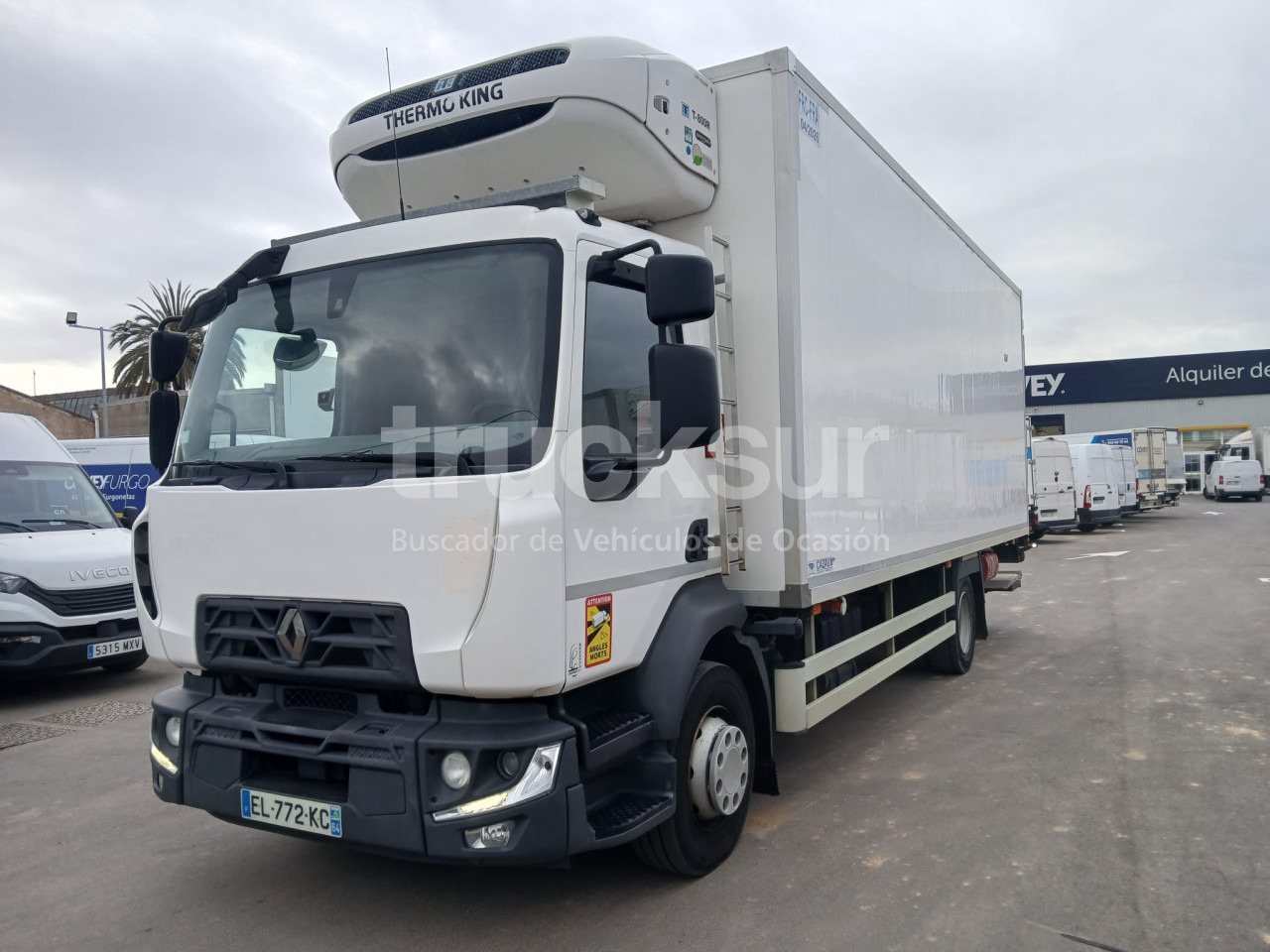 RENAULT D13.240 - Camión frigorífico: foto 2 RENAULT D13.240 - Camión frigorífico: foto 2