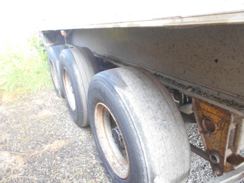 Benalu - Semirremolque volquete: foto 4 Benalu - Semirremolque volquete: foto 4