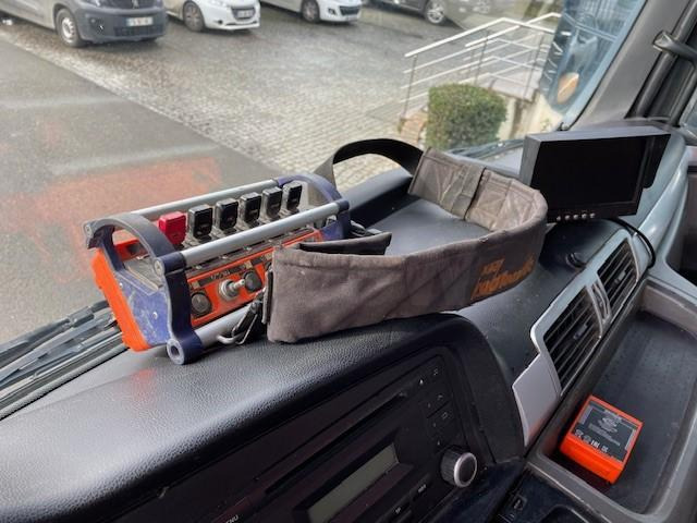 Camión multibasculante, Camión grúa MAN TGS 33.360: foto 15