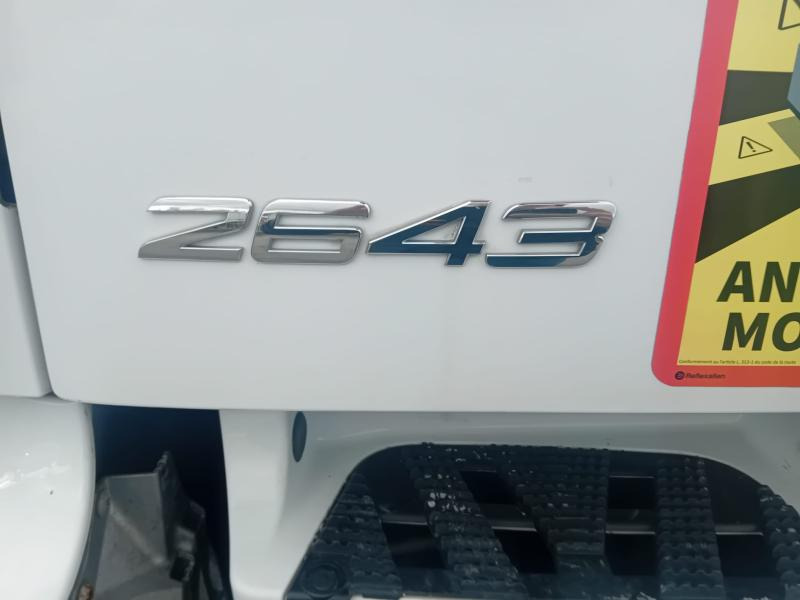 Mercedes Antos 2643 - Camión multibasculante: foto 3 Mercedes Antos 2643 - Camión multibasculante: foto 3