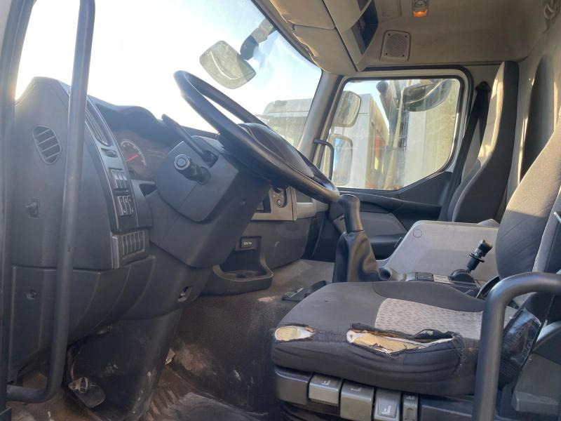 Renault Premium - Camión lona: foto 5 Renault Premium - Camión lona: foto 5