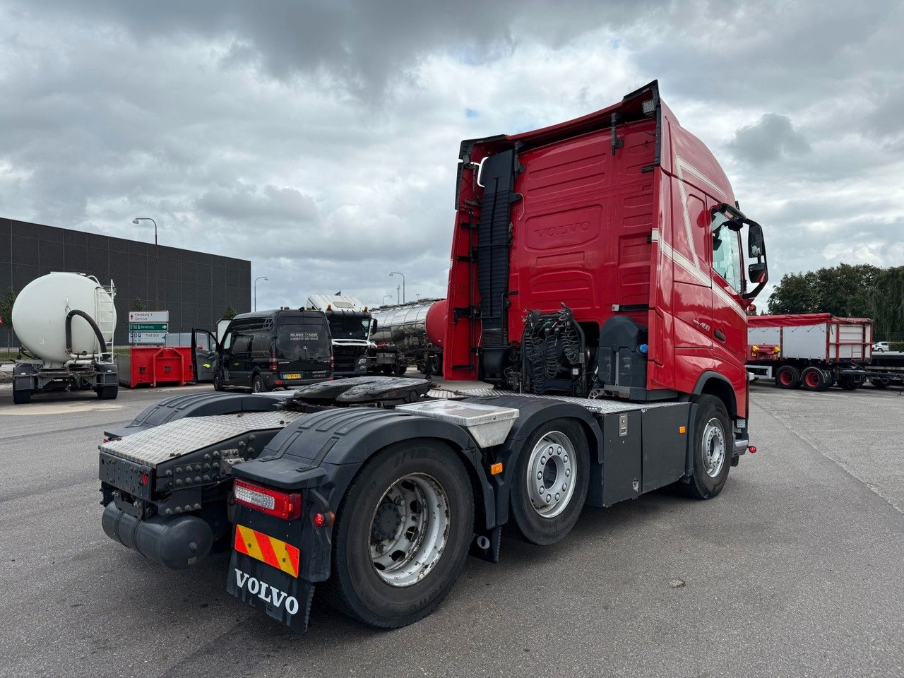 Volvo FH 460 6x2 Globetrotter Euro 6 - Cabeza tractora: foto 3 Volvo FH 460 6x2 Globetrotter Euro 6 - Cabeza tractora: foto 3