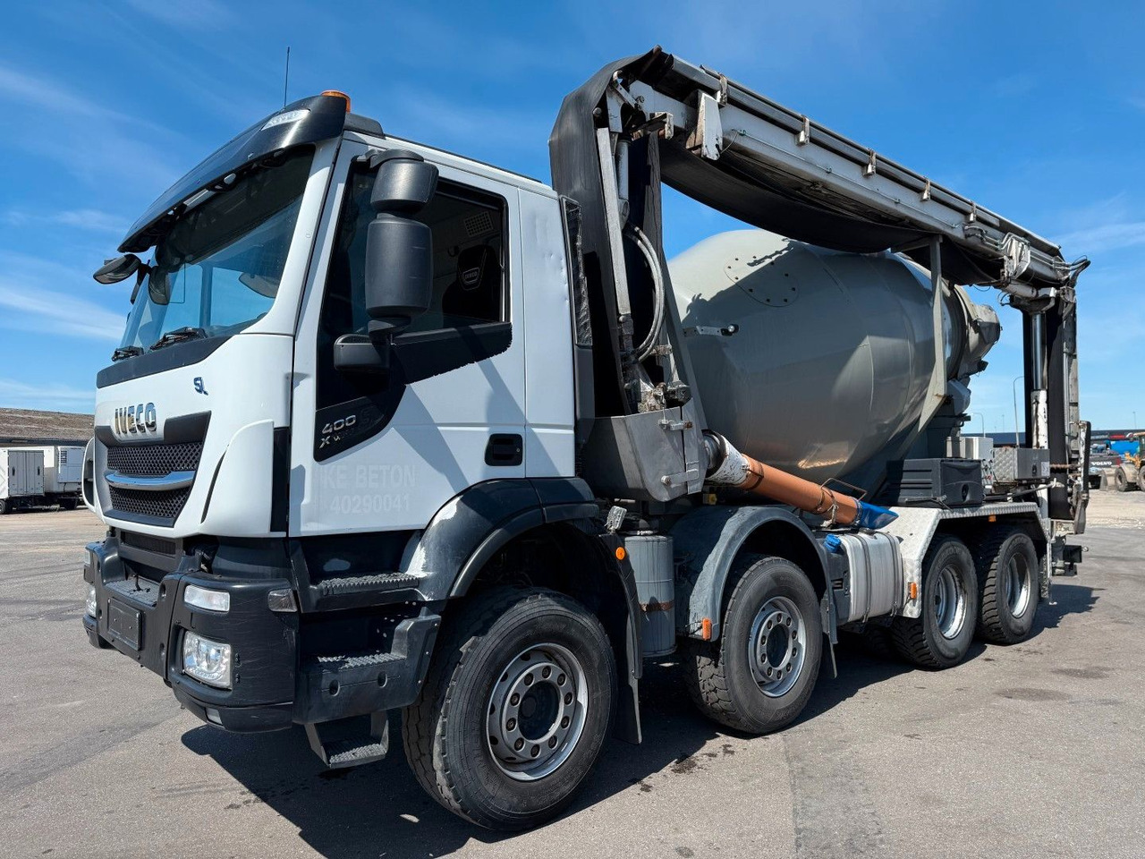 Iveco X-Way 400 8x4 Imer LT8XL Belt LT1601 - Camión hormigonera: foto 1 Iveco X-Way 400 8x4 Imer LT8XL Belt LT1601 - Camión hormigonera: foto 1
