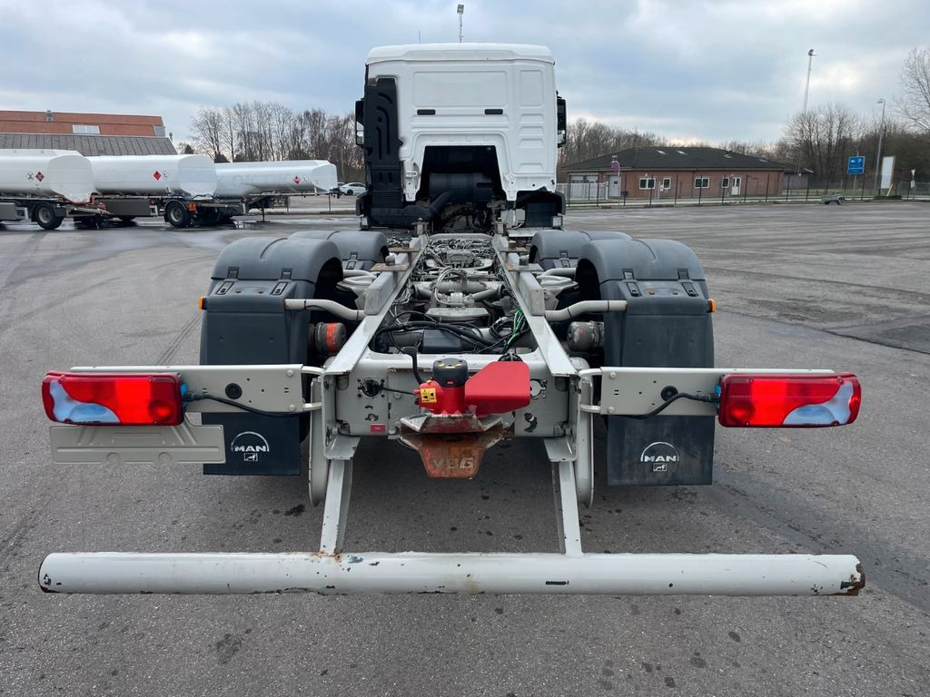 MAN TGS 26.440 6x2*4 ADR Fahrgestell Euro 6 MAN TGS 26.440 6x2*4 ADR Fahrgestell Euro 6 - Camión chasis: foto 5 MAN TGS 26.440 6x2*4 ADR Fahrgestell Euro 6 MAN TGS 26.440 6x2*4 ADR Fahrgestell Euro 6 - Camión chasis: foto 5