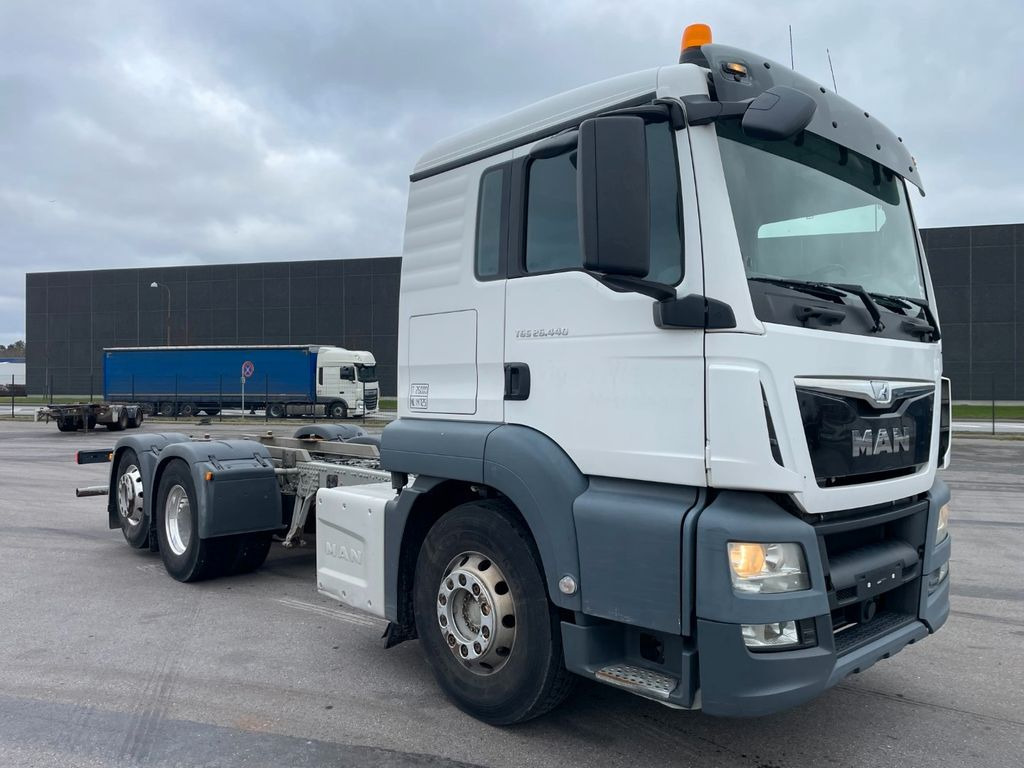 MAN TGS 26.440 6x2*4 Euro 6 Chassis ADR MAN TGS 26.440 6x2*4 Euro 6 Chassis ADR - Camión chasis: foto 2 MAN TGS 26.440 6x2*4 Euro 6 Chassis ADR MAN TGS 26.440 6x2*4 Euro 6 Chassis ADR - Camión chasis: foto 2