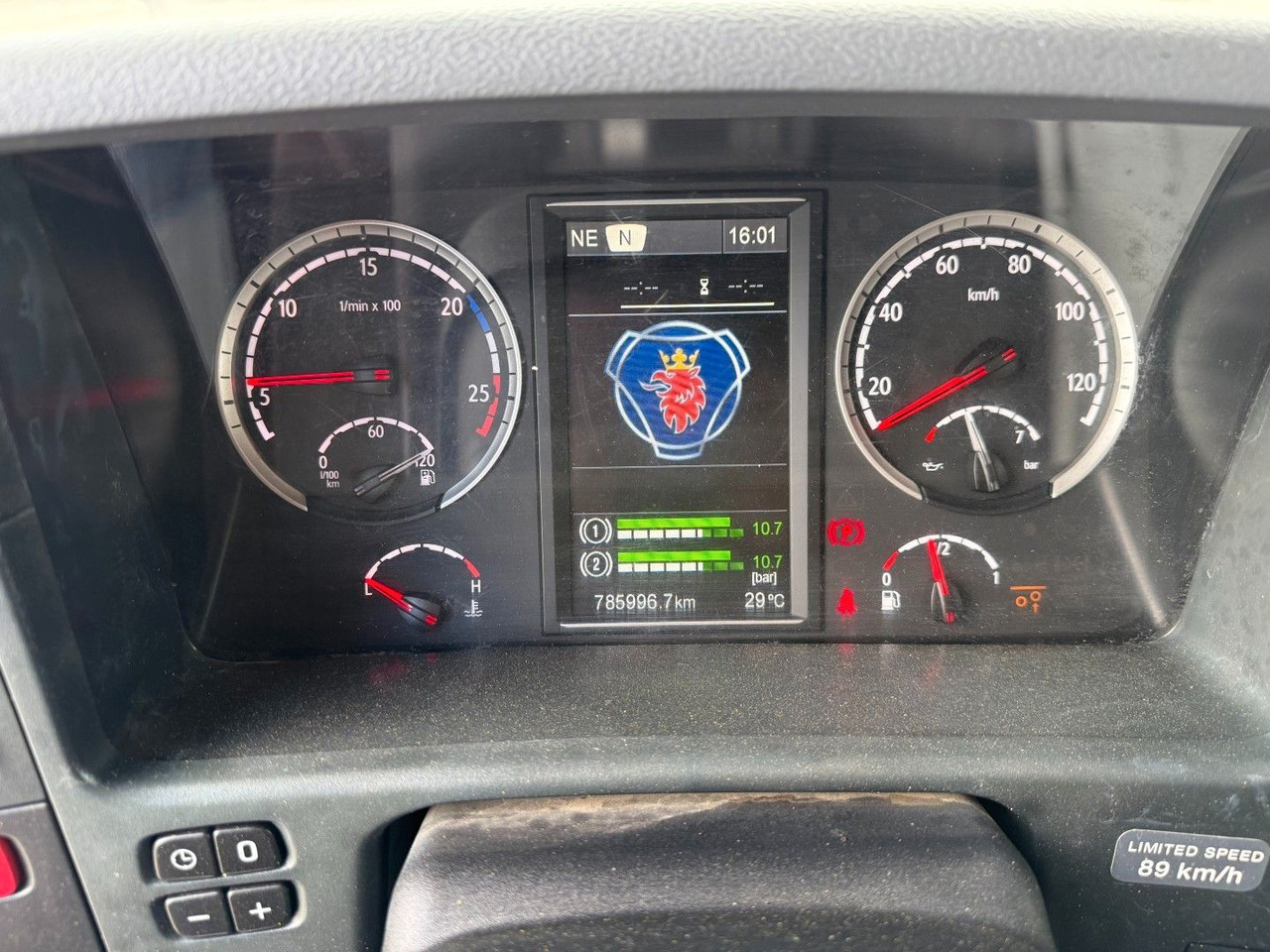 Camión chasis Scania G450 8x2*6 ADR Chassis / Fahrgestell / Euro 6: foto 13 Camión chasis Scania G450 8x2*6 ADR Chassis / Fahrgestell / Euro 6: foto 13