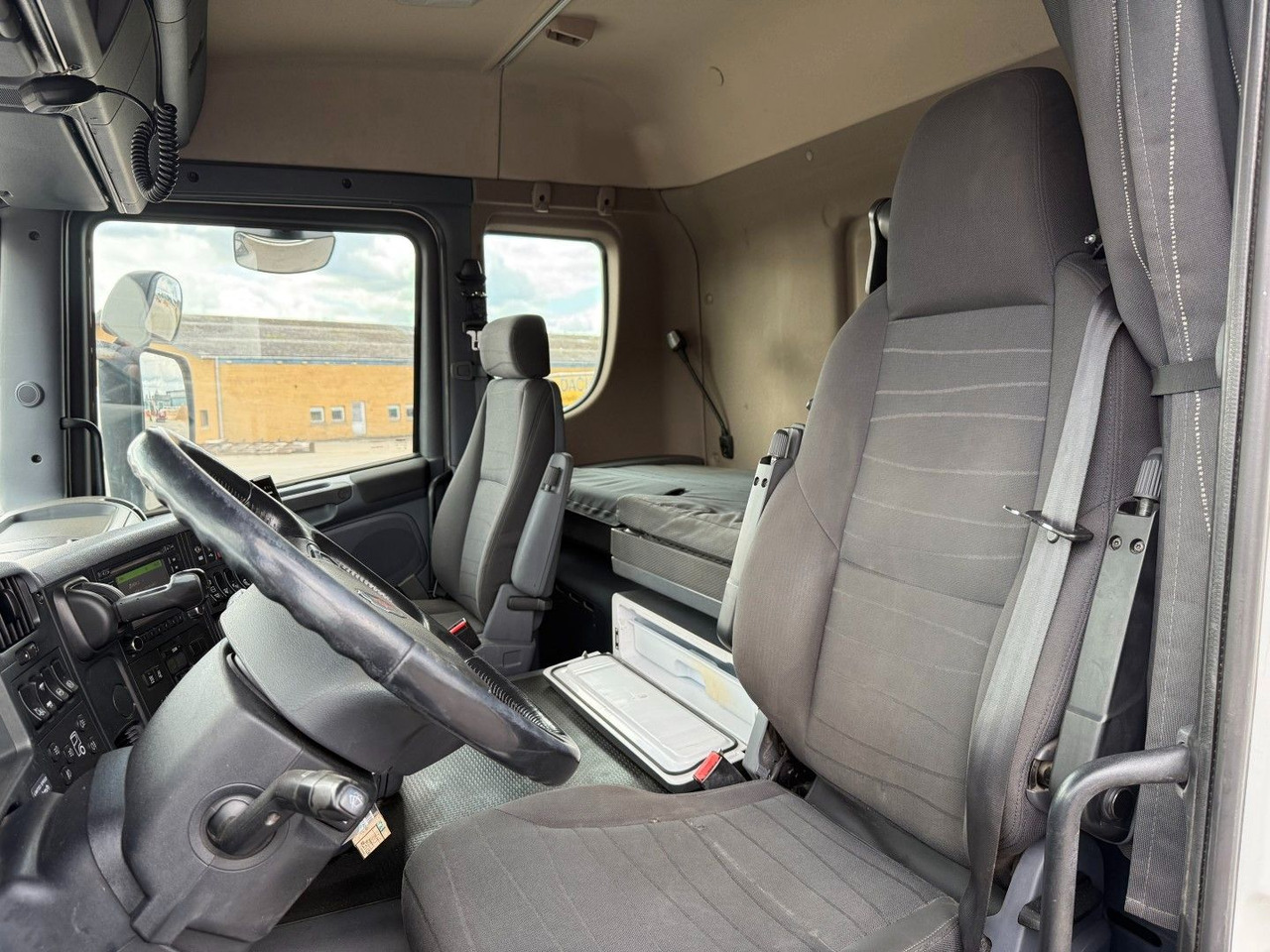 Camión chasis Scania G450 8x2*6 ADR Chassis / Fahrgestell / Euro 6: foto 11 Camión chasis Scania G450 8x2*6 ADR Chassis / Fahrgestell / Euro 6: foto 11