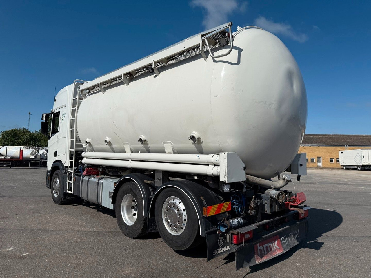 Scania R500 NGS 6x2 CR20H 25 m3 Silo Euro 6 - Camión cisterna: foto 4 Scania R500 NGS 6x2 CR20H 25 m3 Silo Euro 6 - Camión cisterna: foto 4