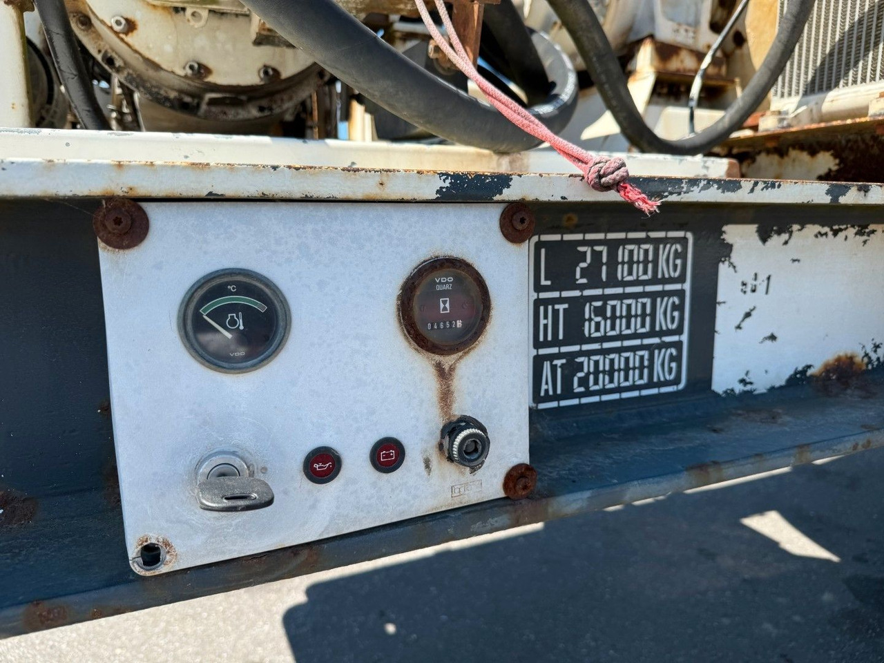 Lecinena 12 m3 Baruval 2 achse Beton/Concrete mixer Lecinena 12 m3 Baruval 2 achse Beton/Concrete mixer - Semirremolque: foto 5 Lecinena 12 m3 Baruval 2 achse Beton/Concrete mixer Lecinena 12 m3 Baruval 2 achse Beton/Concrete mixer - Semirremolque: foto 5
