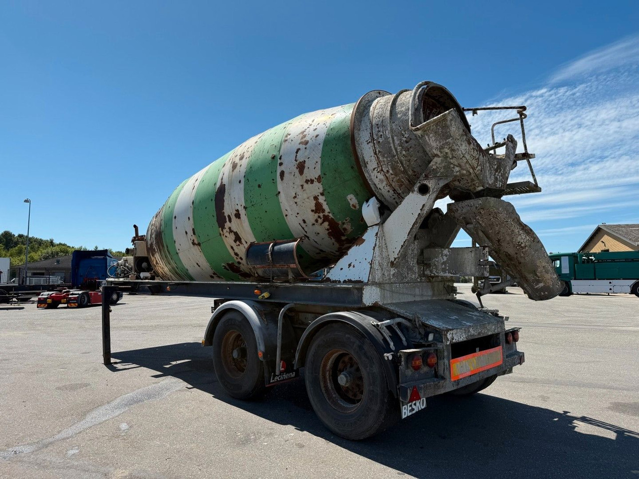 Lecinena 12 m3 Baruval 2 achse Beton/Concrete mixer Lecinena 12 m3 Baruval 2 achse Beton/Concrete mixer - Semirremolque: foto 4 Lecinena 12 m3 Baruval 2 achse Beton/Concrete mixer Lecinena 12 m3 Baruval 2 achse Beton/Concrete mixer - Semirremolque: foto 4