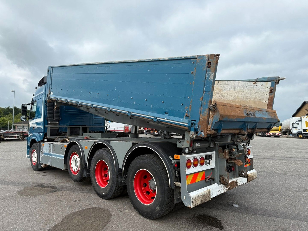 Volvo FM 500 8x4 Pushertridem 3 Way Tipper / Kipper - Camión volquete: foto 4 Volvo FM 500 8x4 Pushertridem 3 Way Tipper / Kipper - Camión volquete: foto 4