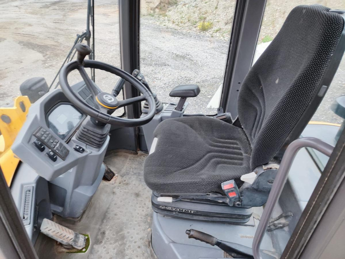 Volvo L30G - Cargadora de ruedas: foto 4 Volvo L30G - Cargadora de ruedas: foto 4