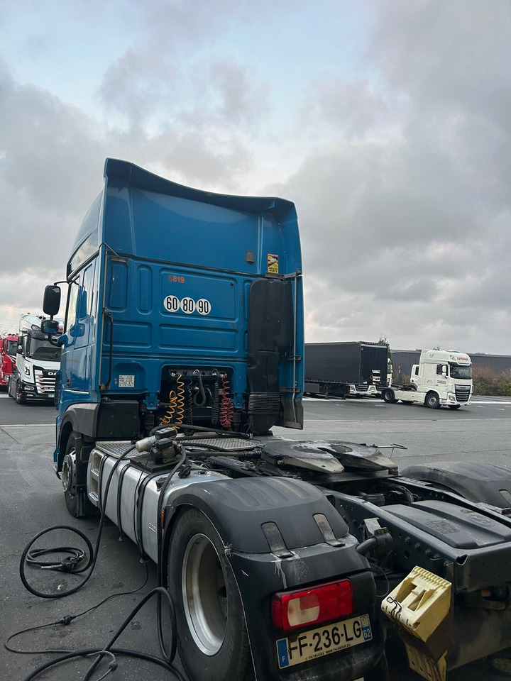 DAF XF 530 - Cabeza tractora: foto 3 DAF XF 530 - Cabeza tractora: foto 3