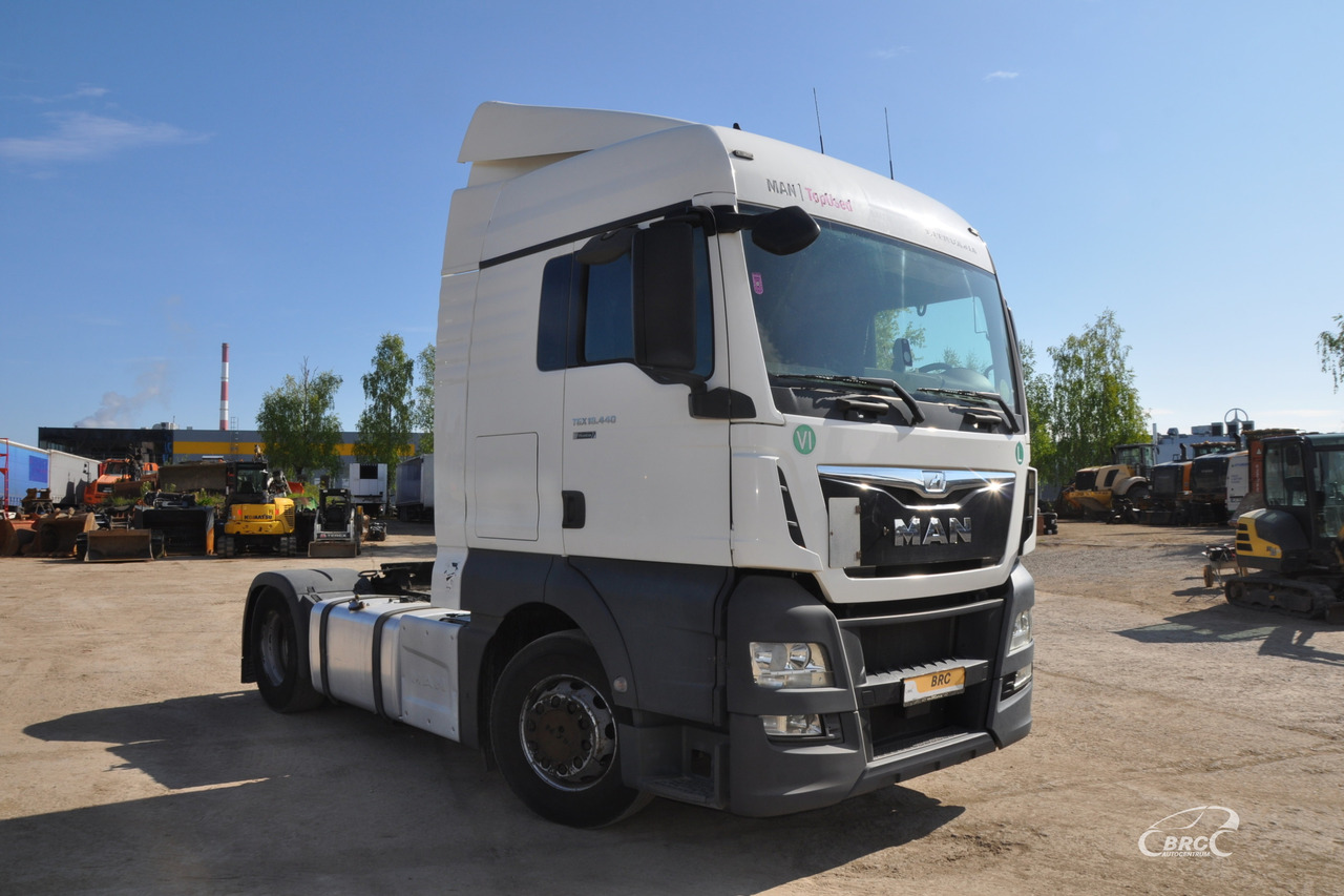 MAN TGX 18.440 - Cabeza tractora: foto 2 MAN TGX 18.440 - Cabeza tractora: foto 2