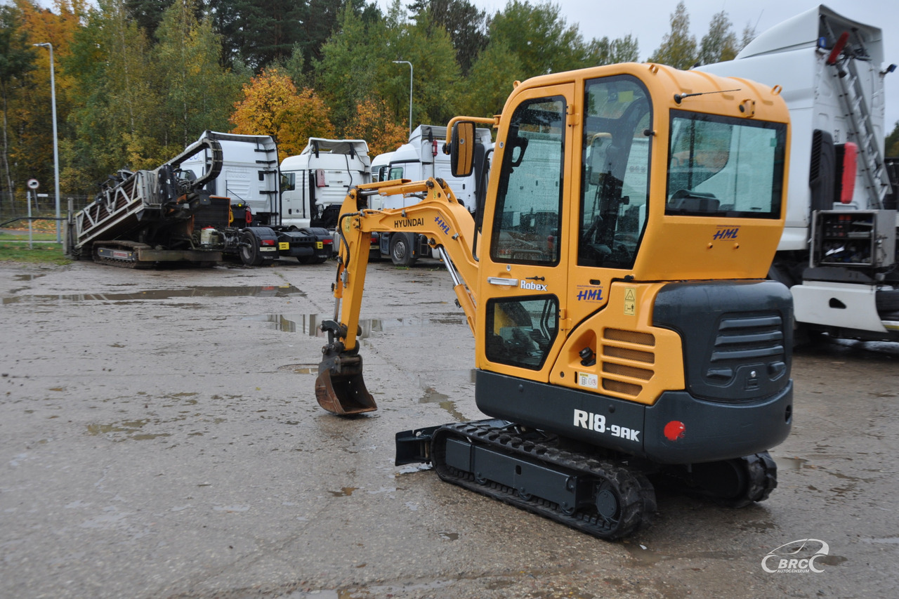 Hyundai R18-9AK - Miniexcavadora: foto 5 Hyundai R18-9AK - Miniexcavadora: foto 5